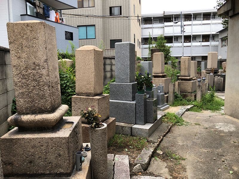 中道墓地