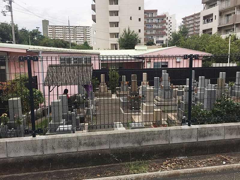 出来島墓地