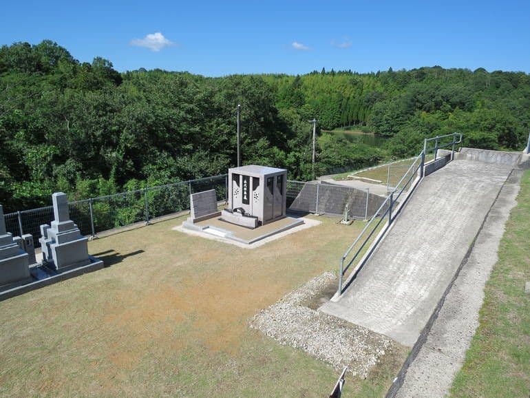 メモリー東出雲墓苑