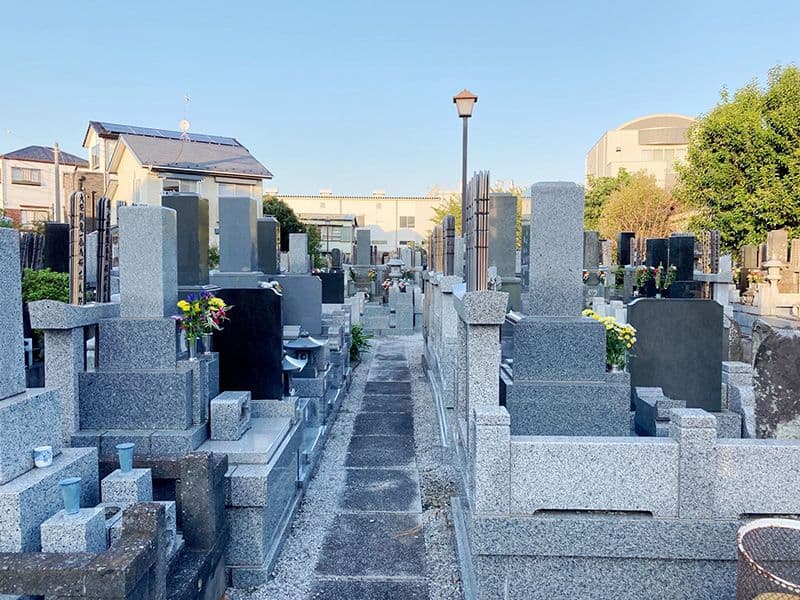 泉福寺墓苑