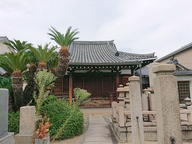 西方寺墓苑