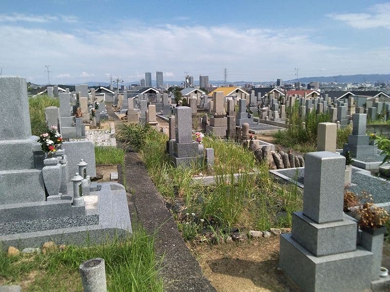 郡家御坊山墓地