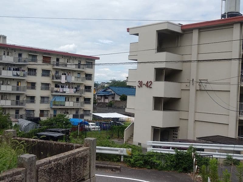 向山墓地
