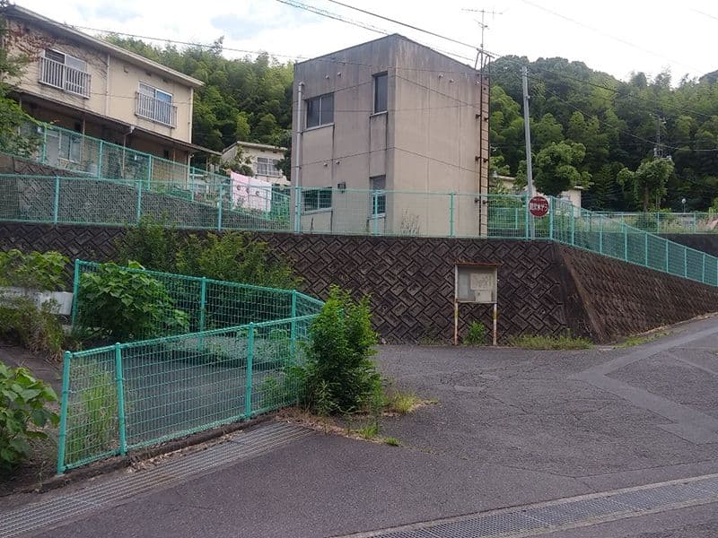 向山墓地