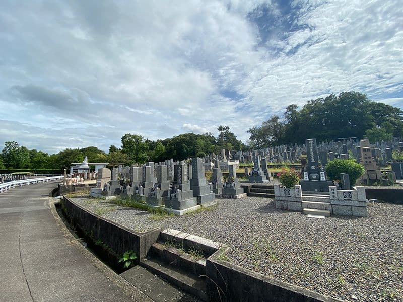 陽秀院霊園
