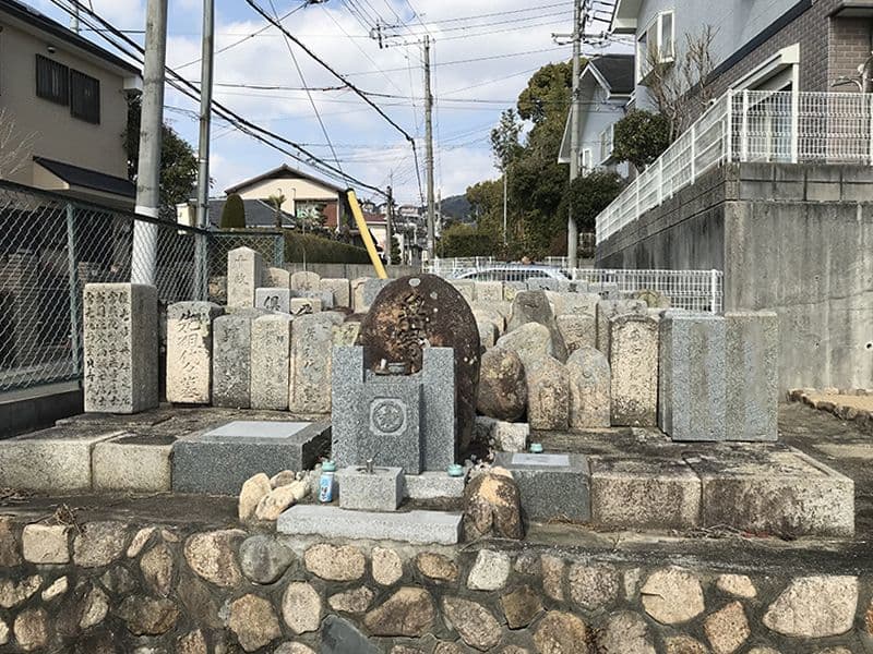 米谷墓地