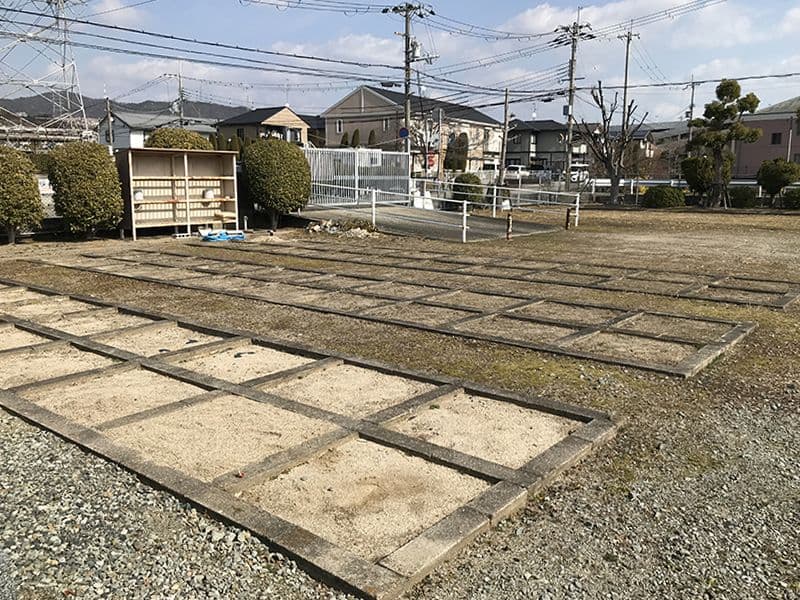 米谷東墓地