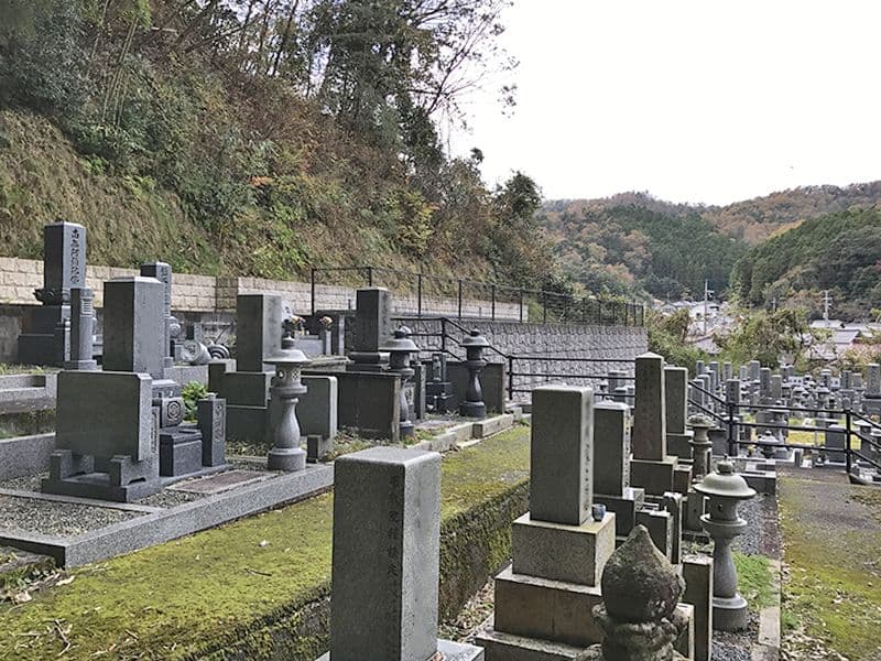 真宗寺墓地