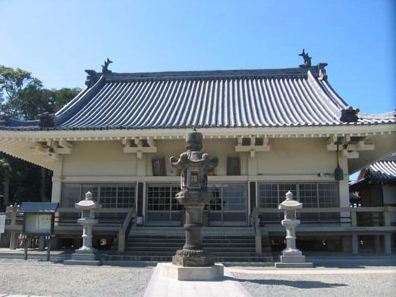 智積寺墓地