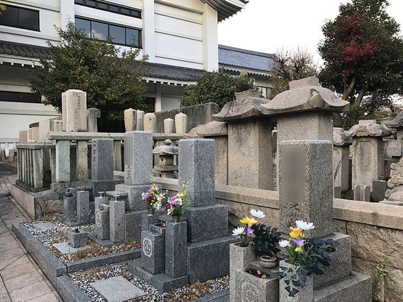 中勝寺墓地