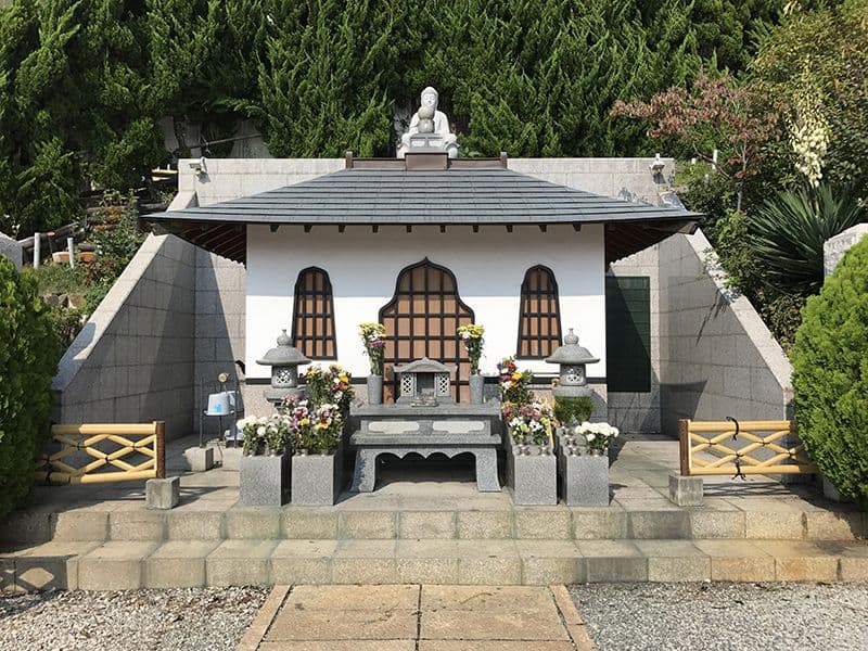長寿院墓地
