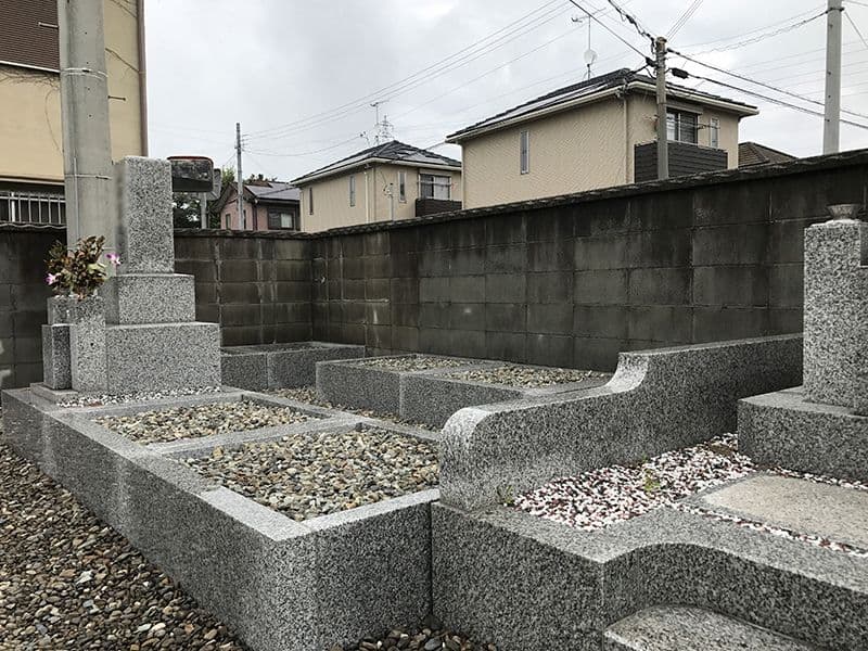 日輪寺南墓地