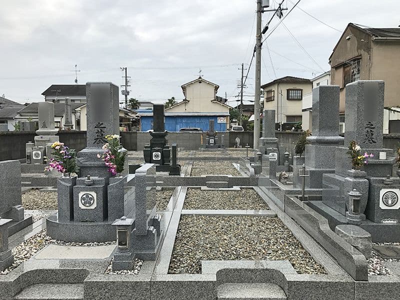 日輪寺南墓地