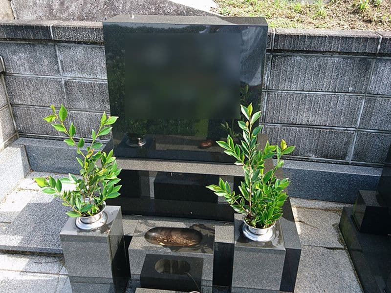 浜田市営 上府三重共同墓地