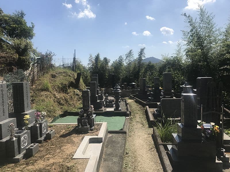 呉市営 望地墓地