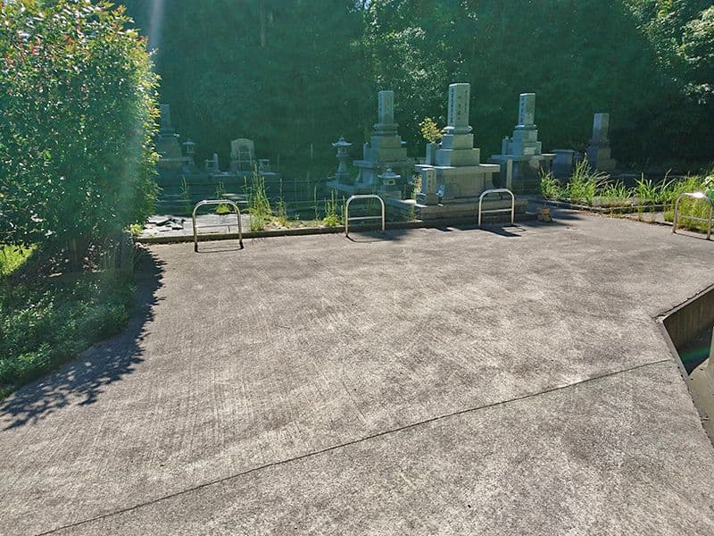 江津市営 弓場墓地公園