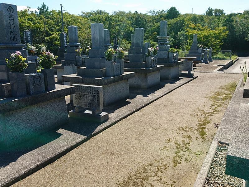 江津市営 尾浜墓地公園