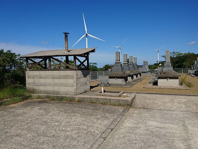 江津市営 尾浜墓地公園