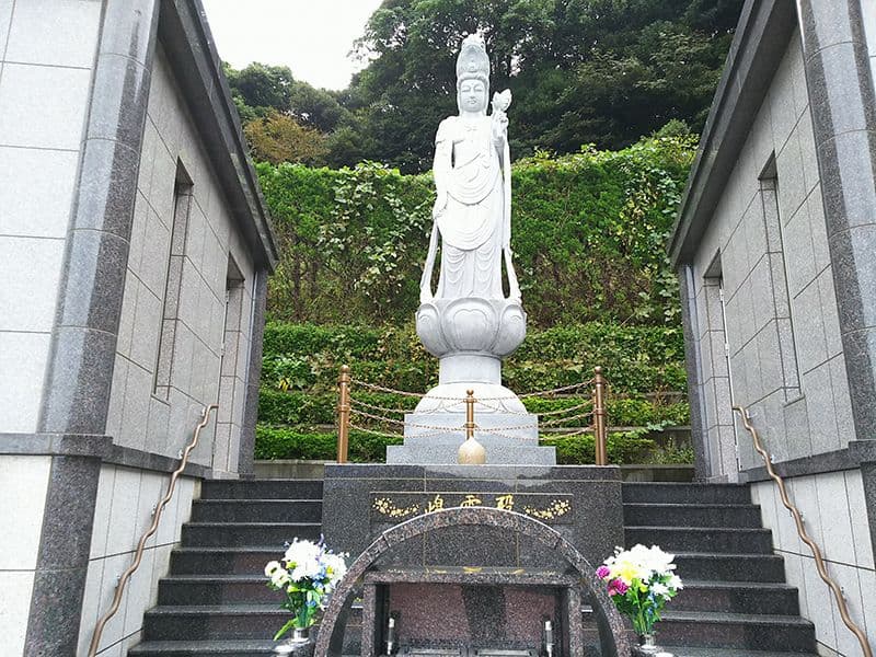 佐世保・中央 聖雅霊園