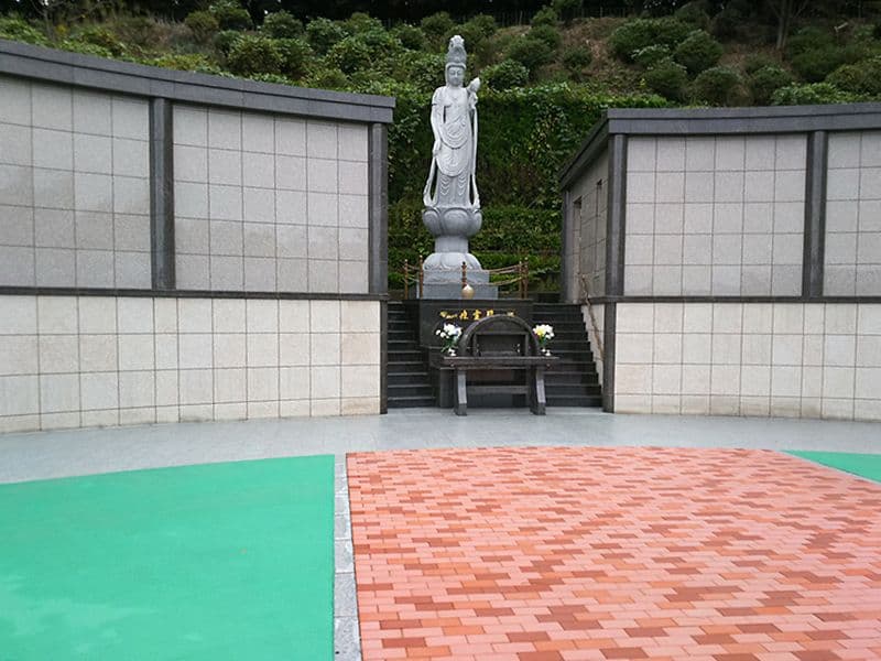 佐世保・中央 聖雅霊園