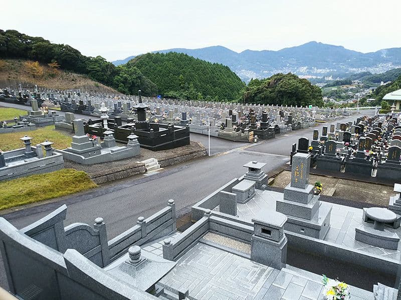 佐世保・中央 聖雅霊園