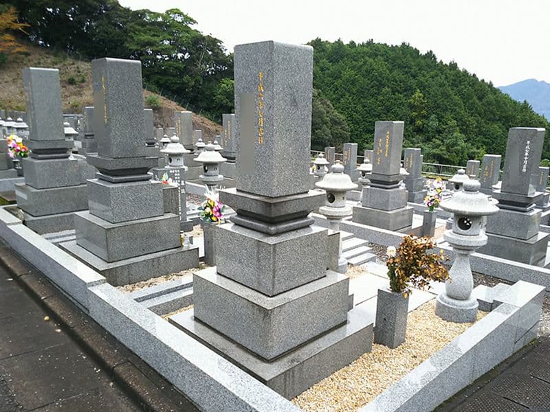 佐世保・中央 聖雅霊園