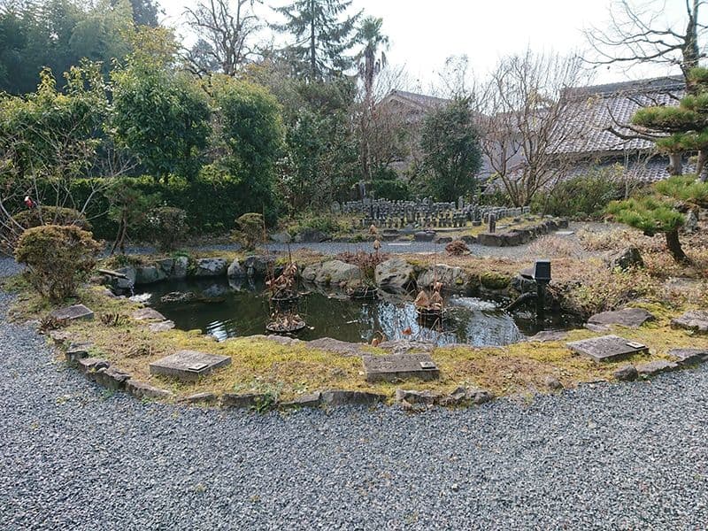 瑞雲墓園