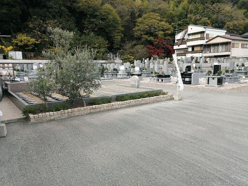 伊賀霊園