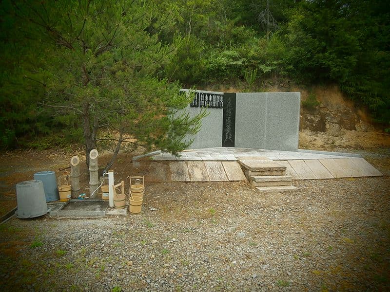 妙見寺墓地