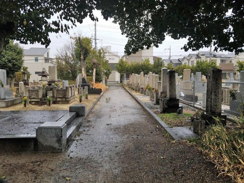牧野阪共同墓地