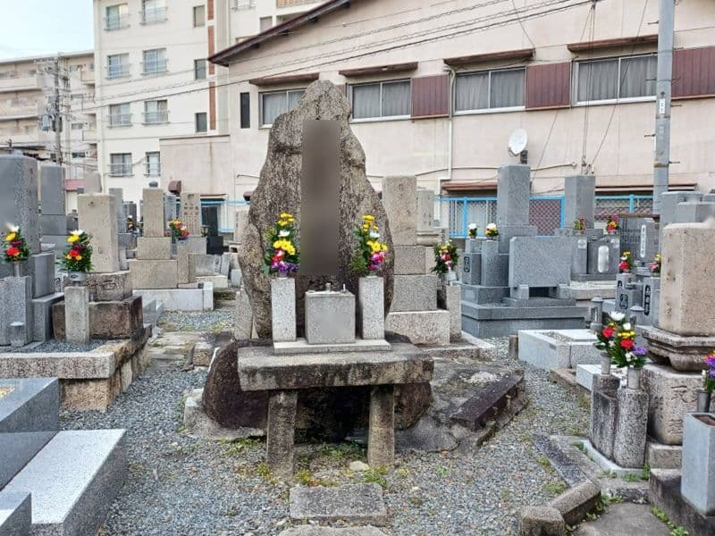 西諸福墓地