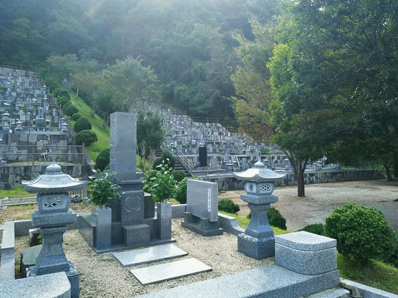 美作市営 むつみの丘霊園