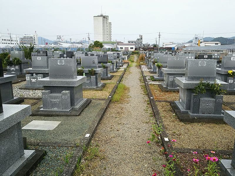 高知市営 三里墓地公園