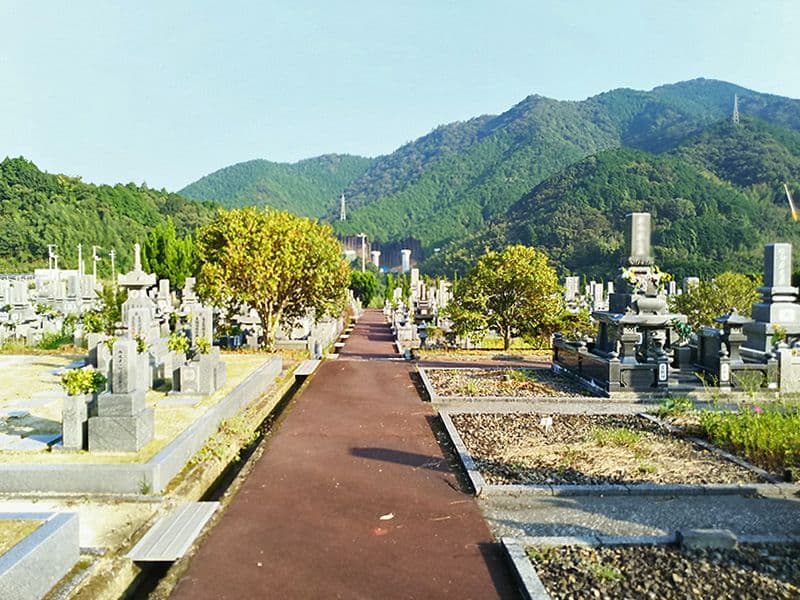 宿毛市立墓地公園
