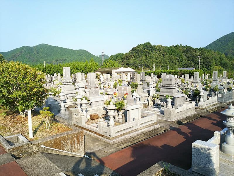 宿毛市立墓地公園