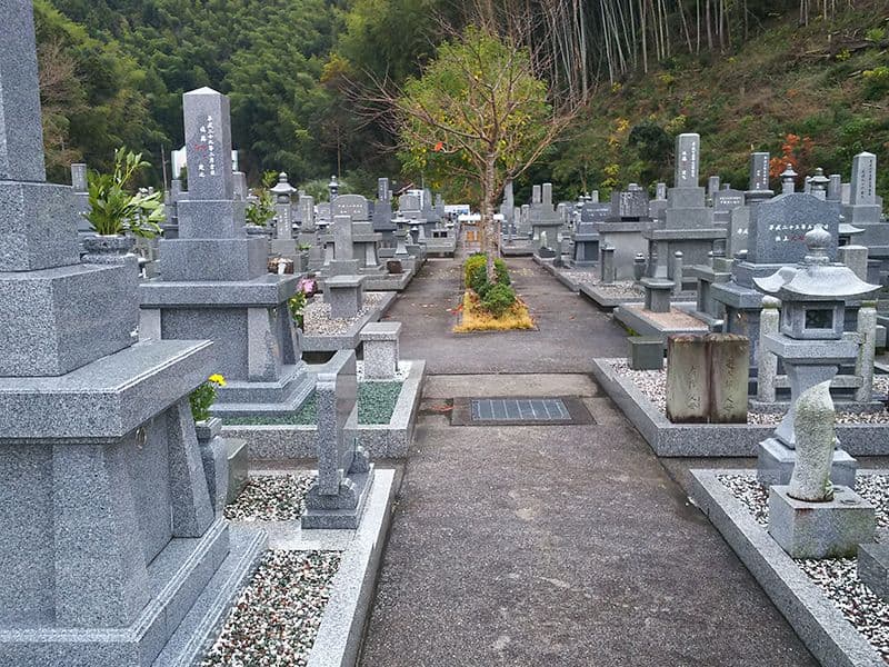 聖域公園墓地
