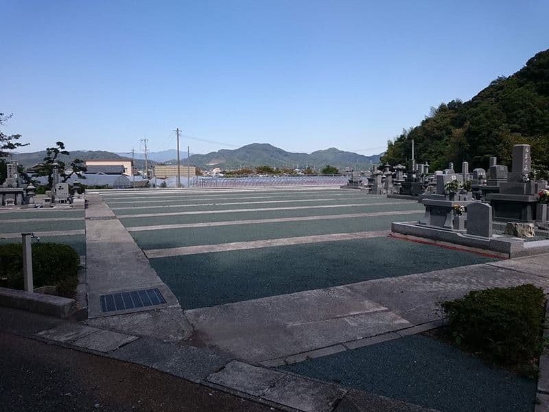 聖域公園墓地