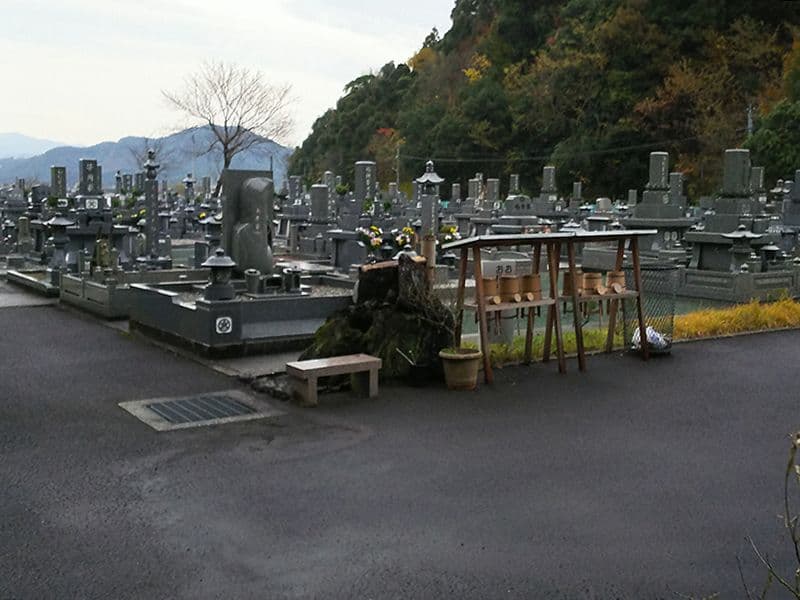 聖域公園墓地