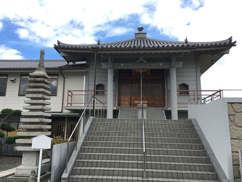 西沼寺墓苑