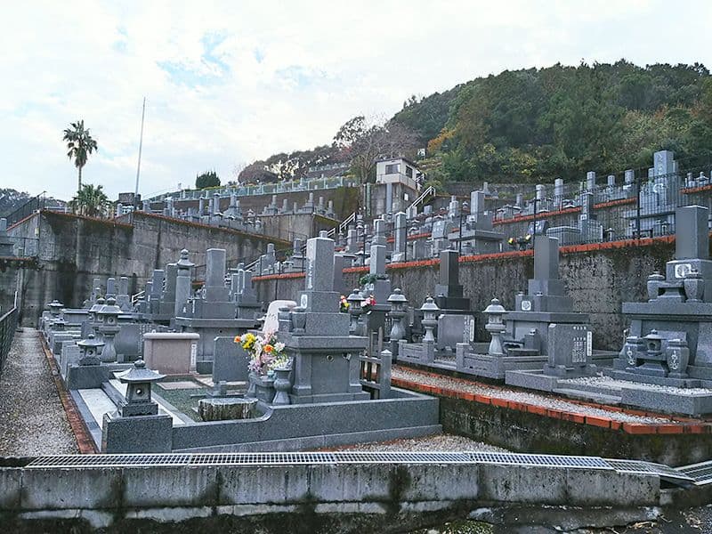 第六・南国公園墓地