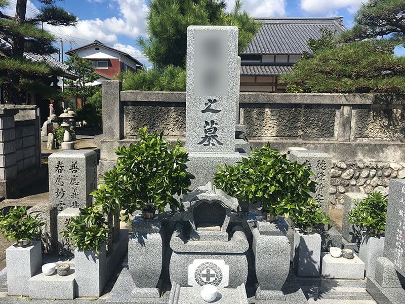長覚寺 西方苑墓地