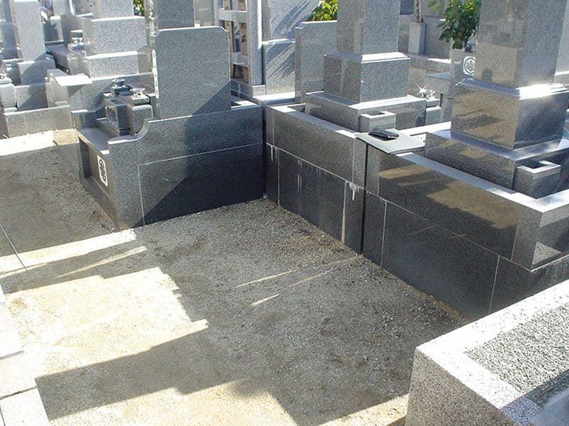 宝林寺墓苑