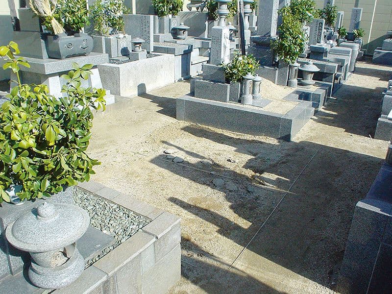 宝林寺墓苑