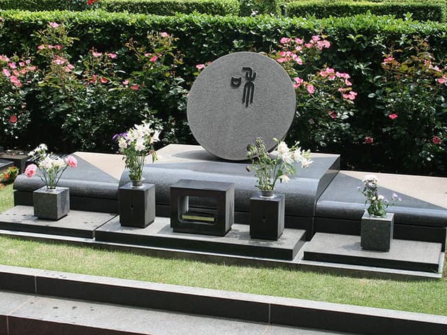 佐倉ふれあいパーク 樹木葬 集合墓 和（やわらぎ）
