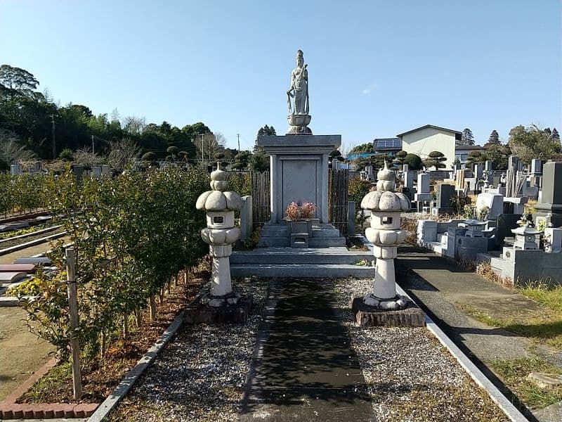 大栄寺大惠霊廟