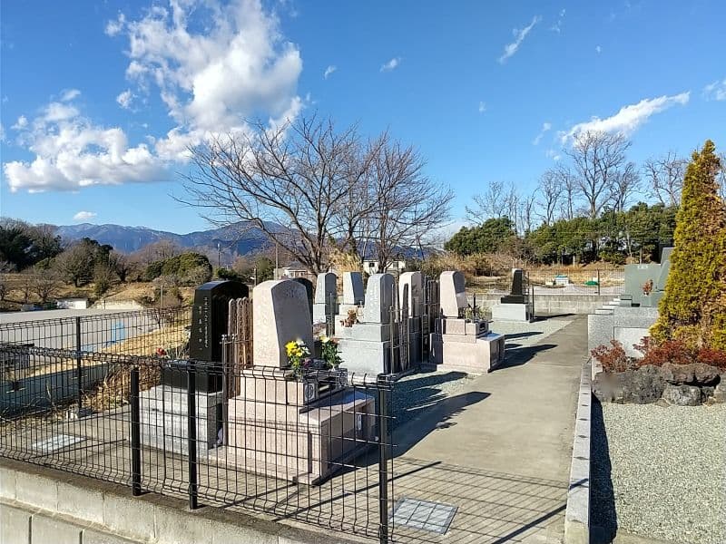 天王山墓園
