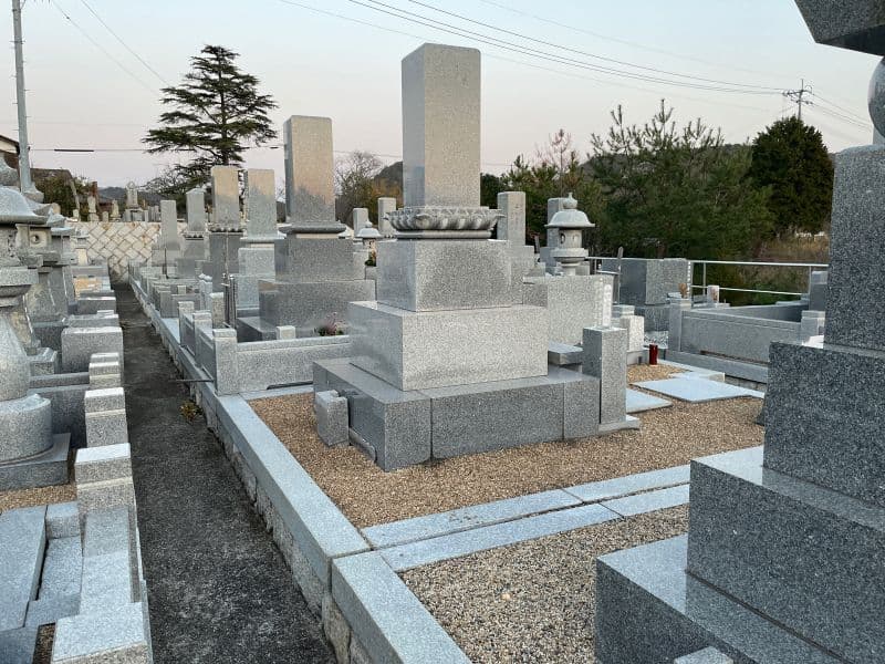 黒井山霊園