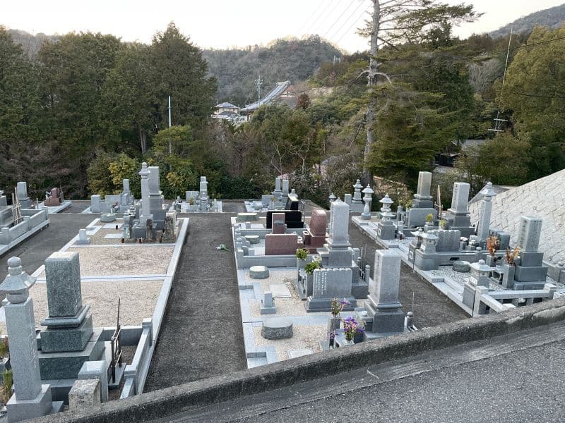 黒井山霊園