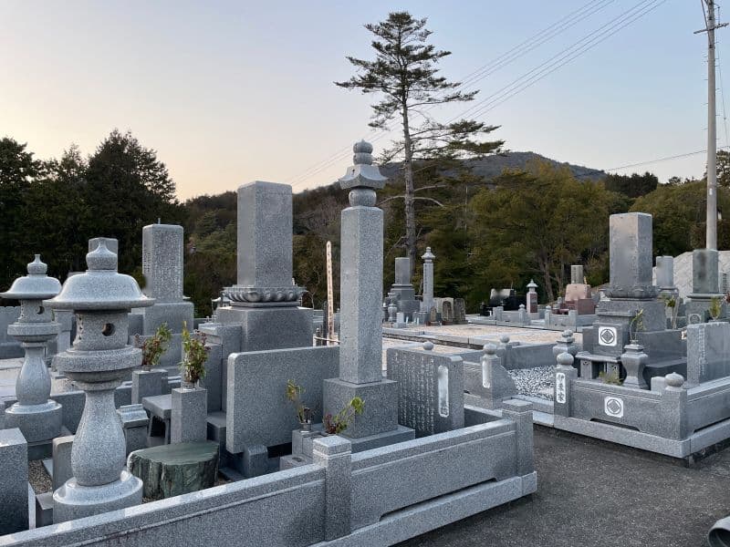 黒井山霊園