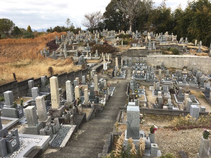 田辺地区墓地